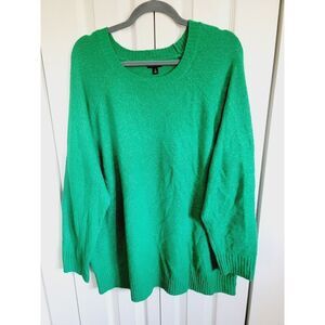 Torrid 2 Sweater Womens 2X Bright Green Pullover Very Soft L/S Stretch Round Nck